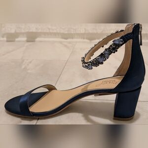Jewel Badgley Mischka Blue Embellished Heels
